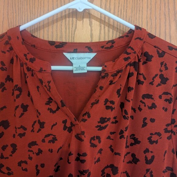 Liz Claiborne Leopard Print 3/4 Sleeve V-Neck Pullover Top Terracotta-Large - Picture 3 of 4